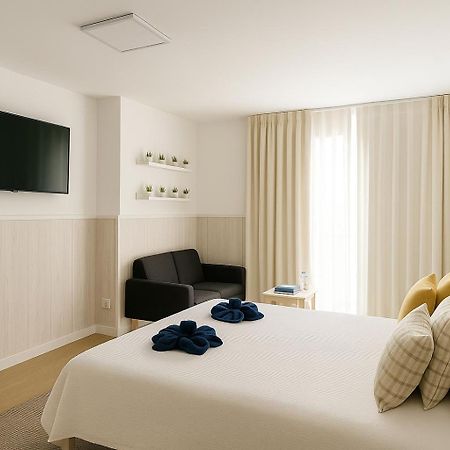 Habitacion En Atico Duplex Gandia Luaran gambar